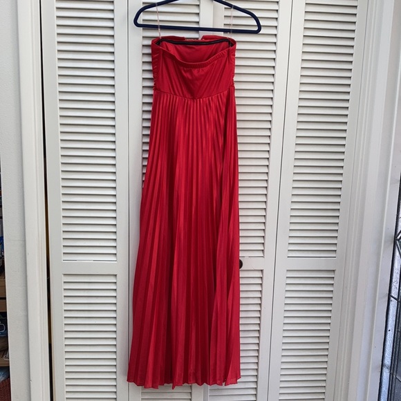 My Michelle Formal Dress - Picture 4 of 9